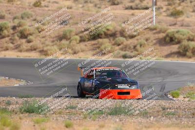 media/Jun-01-2025-CalClub SCCA (Sun) [[eae223c5dd]]/Group 2/Race 2/